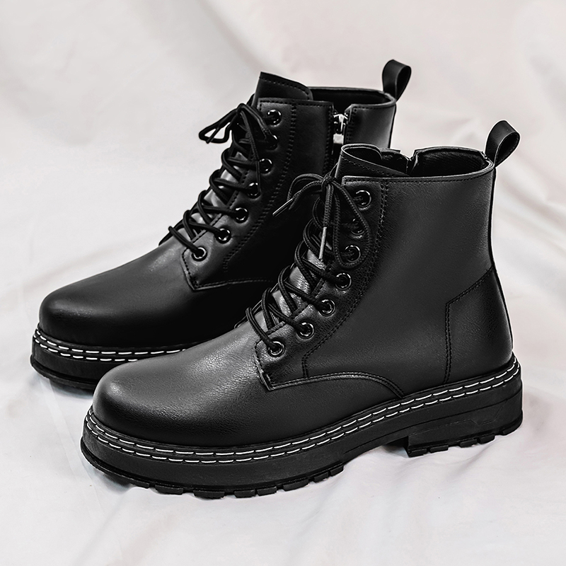 Guipure Lace Panel - Bottes de moto en cuir verni