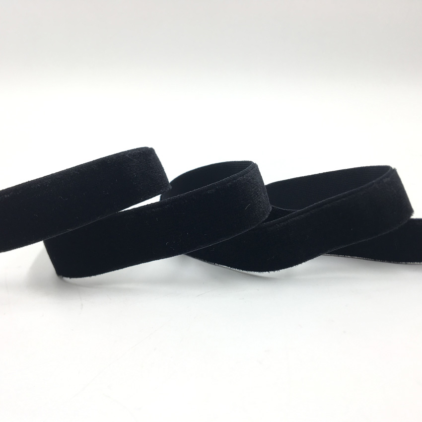 Bande élastique en velours de  - Velvet Ribbon Roll avis et prix