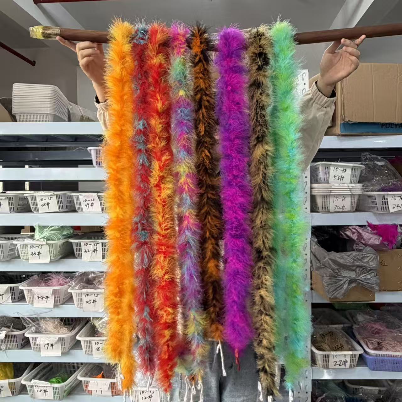 Boa en plumes de marabout mult - Feather Trim Marabou avis et prix
