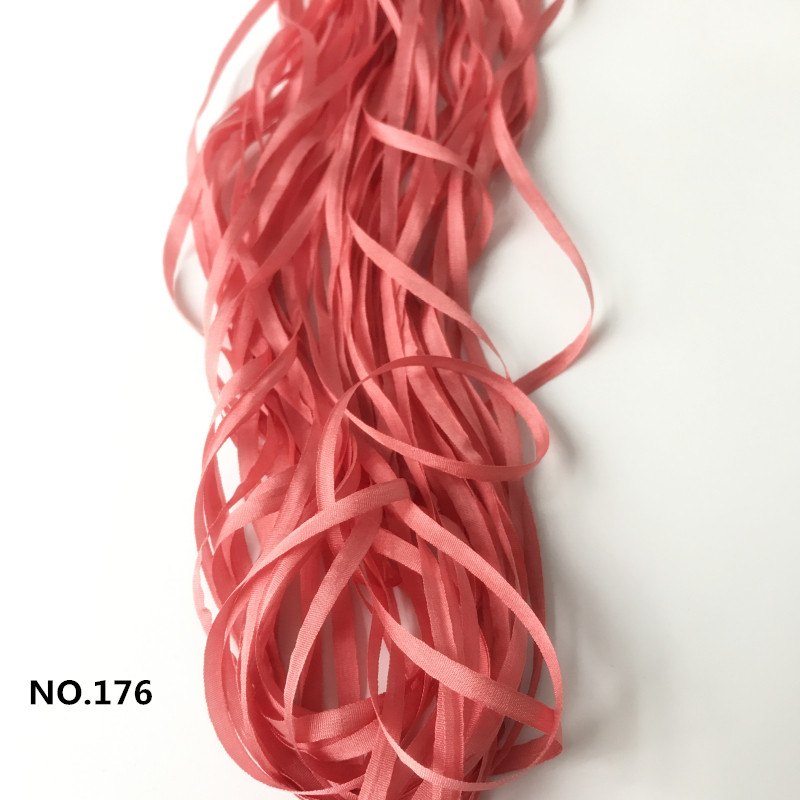 Ruban en soie pure à 100% de 4 - Velvet Ribbon Roll avis et prix